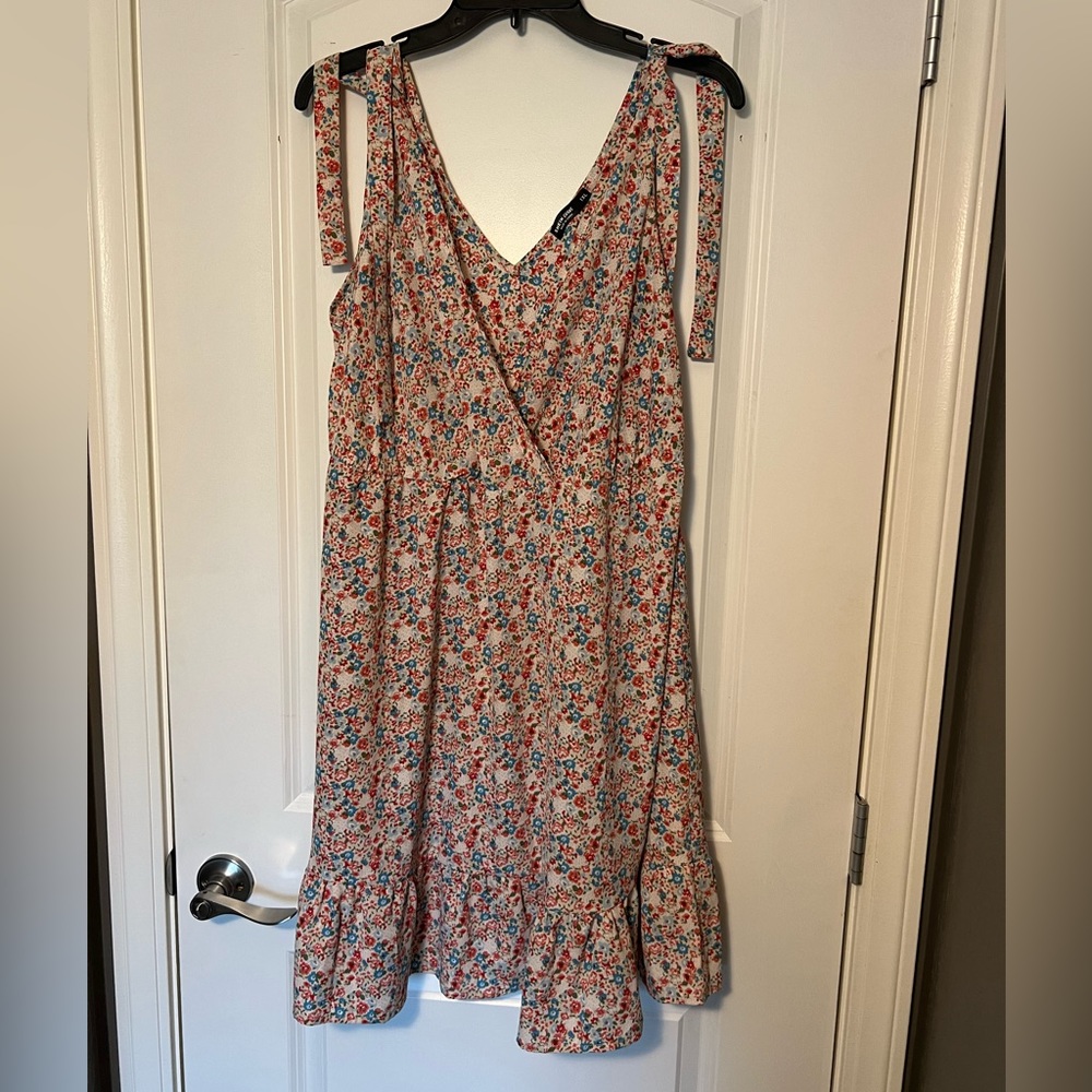 SHEIN Curve Sleeveless Floral Wrap-Look Dress, Empire Waist 1XL
